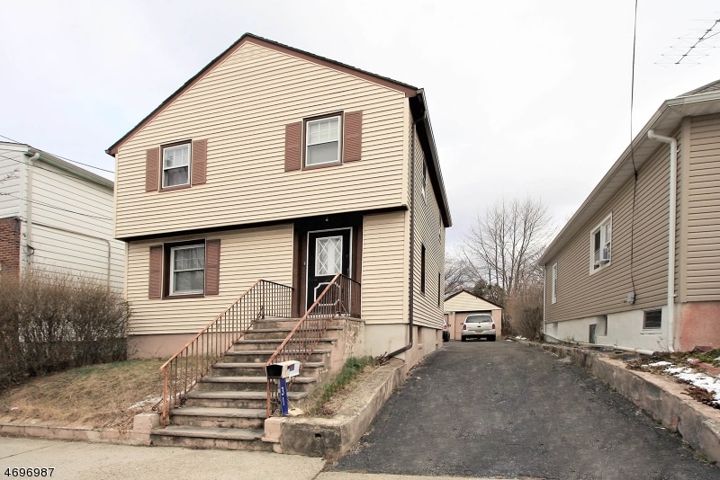 31 Terrace Ave, Woodland Park, NJ 07424 - photo 1