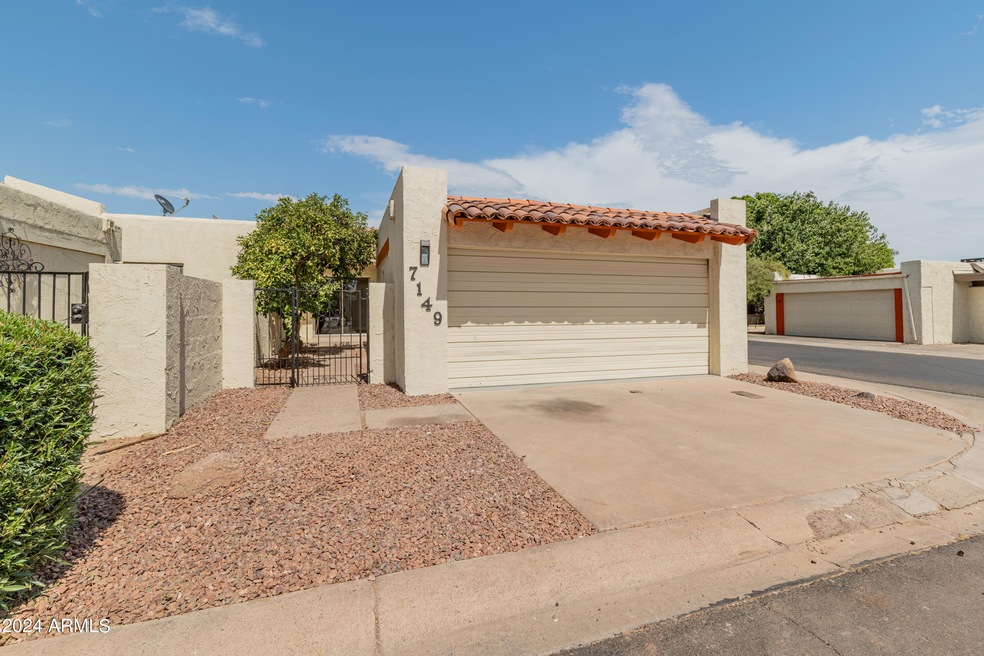 7149 N Via Don Juan-46