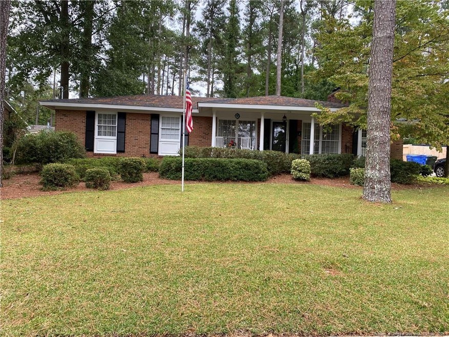 713 Fairfield Rd, Fayetteville, NC 28303 - photo 1