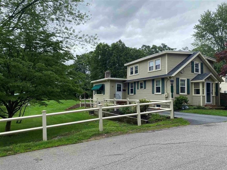 12 Elmwood Ave, Dover, NH 03820 - photo 1