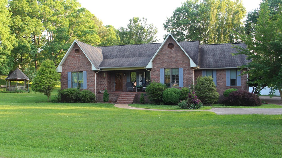 351 Mortons Lake Rd, Manchester, TN 37355 - photo 1
