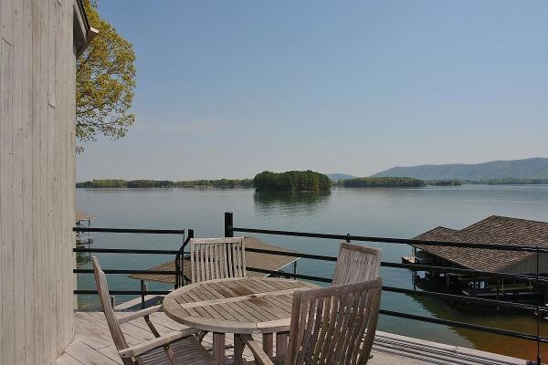 Beautiful views from deck