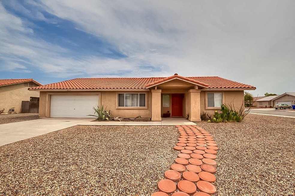 6125 E 41st Place unit 1, Yuma, AZ 85365 - photo 1