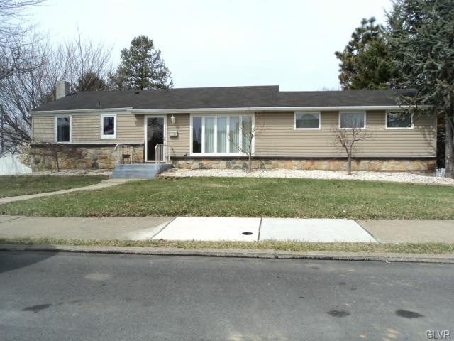 1141 E Highland St, Allentown, PA 18109 - photo 1