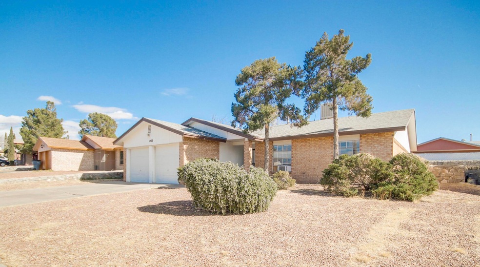 1520 Larry Wadkins Dr, El Paso, TX 79936 - photo 1