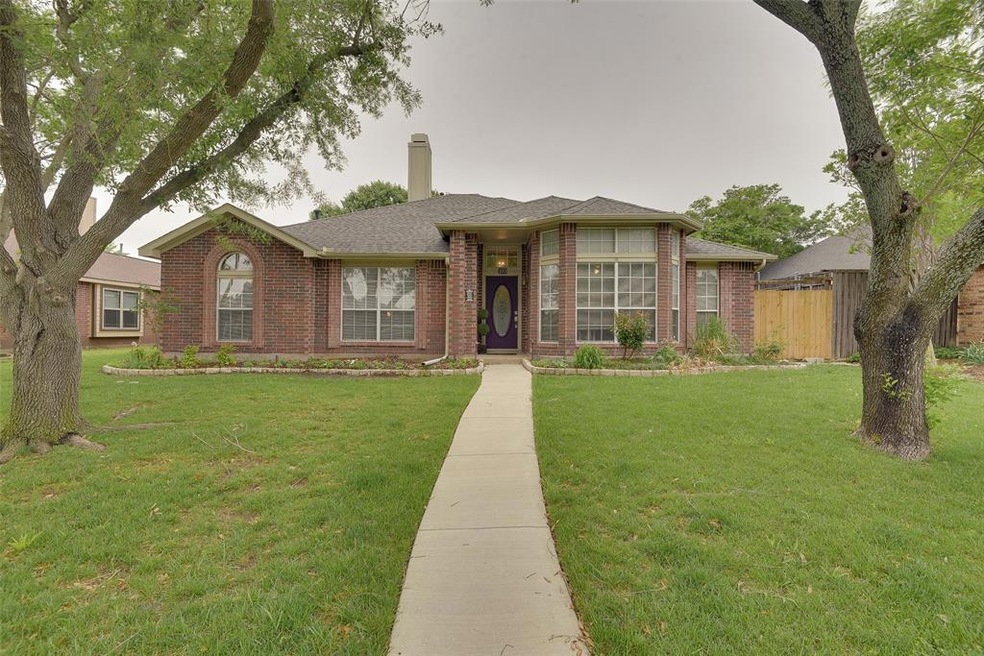 103 N Carriage House Way, Wylie, TX 75098 - photo 1