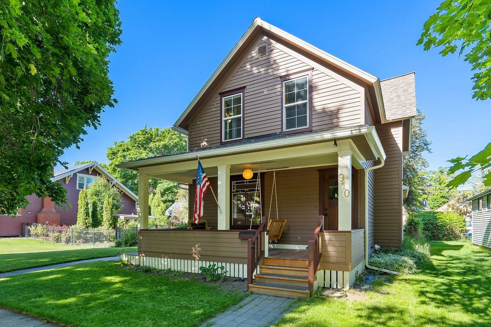 910 2nd Ave E, Kalispell, MT 59901 - photo 1