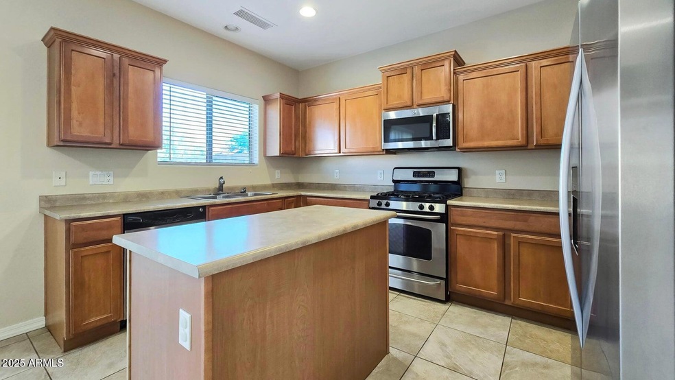 9107 N 185th Ave, Waddell, AZ 85355 - photo 1