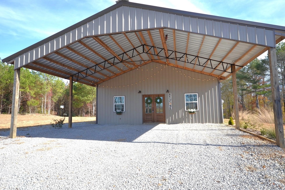 310 County Road 1119, Vinemont, AL 35179 - photo 1