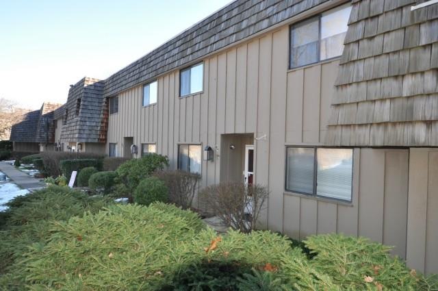 86 Gillies Ln unit 86, Norwalk, CT 06854 - photo 1