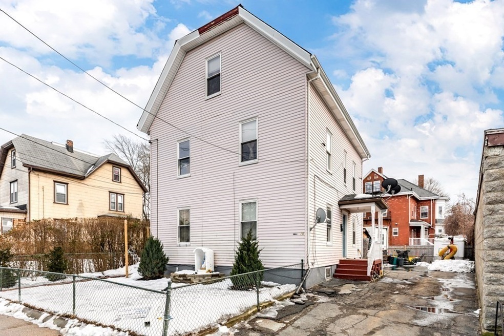 15 Myrtle St unit 17, Waltham, MA 02453 - photo 1