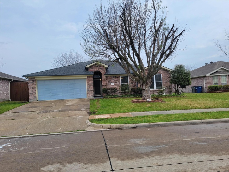 325 Lake Wichita Dr, Wylie, TX 75098 - photo 1