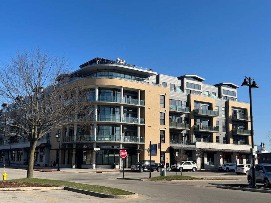 215 Pleasant1