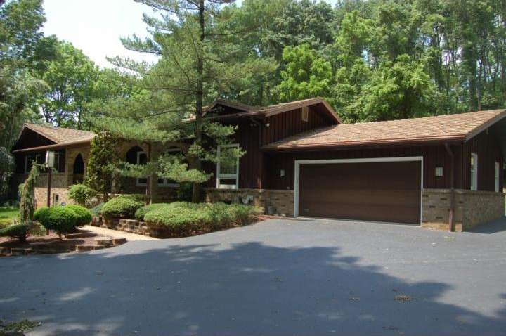 326 W 38th St, Reading, PA 19606 - photo 1