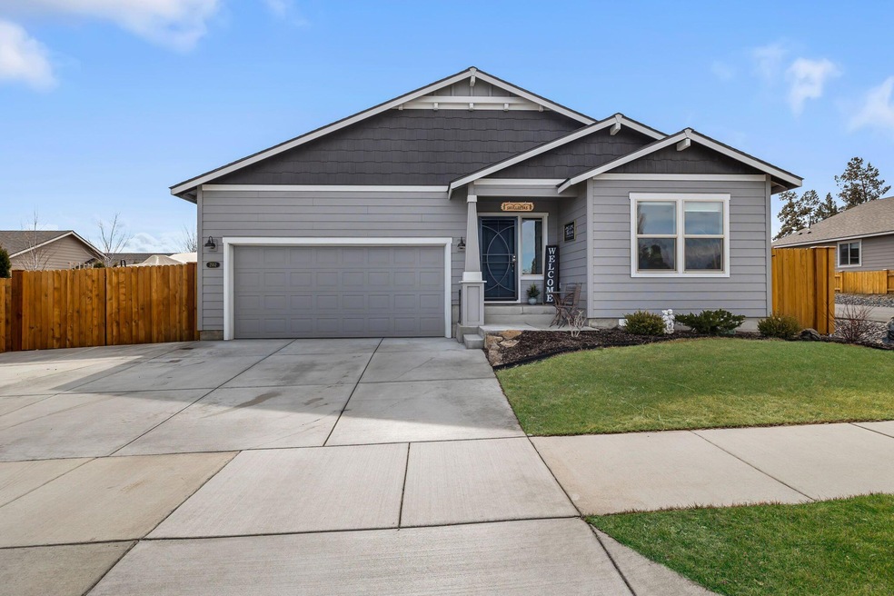 2023_03_22_2552_metolius_ave_rdm-3
