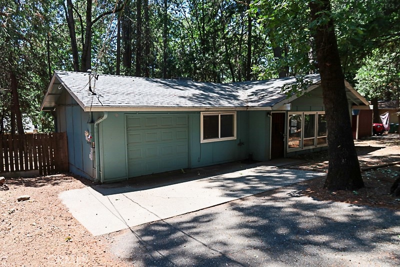 14359 Sinclair Cir, Magalia, CA 95954 - photo 1