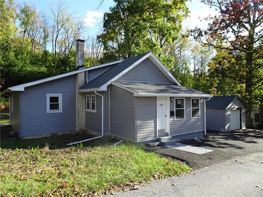 207 Sleepy Hollow Rd, Bath, PA 18014 - photo 1