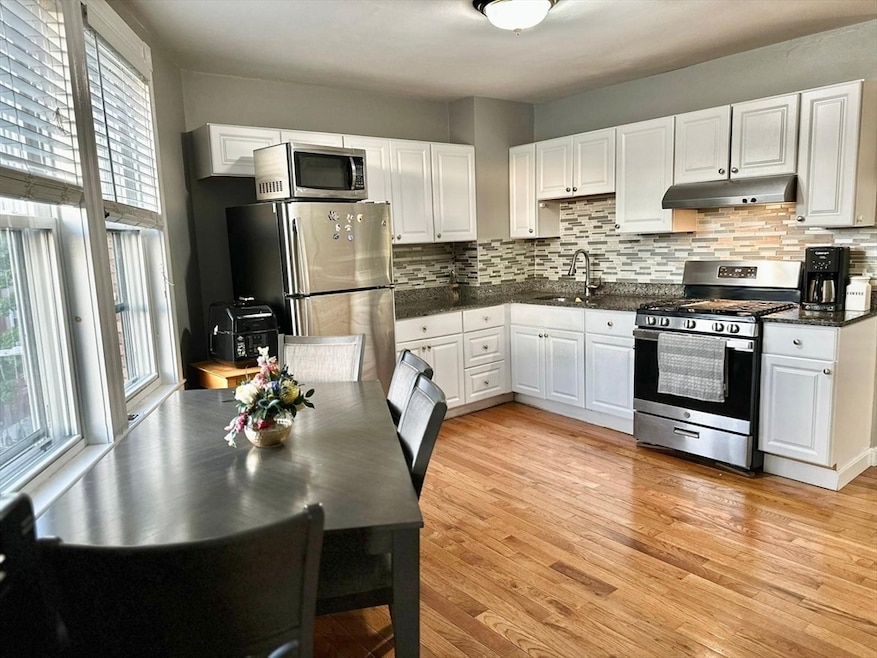 139 Park St unit 4, Chelsea, MA 02150 - photo 1