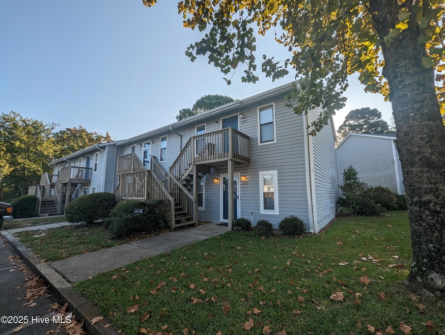 2515 Flint Dr unit A8, Wilmington, NC 28401 - photo 1