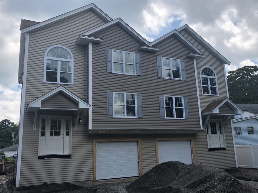 8 Phoenix St, Worcester, MA 01604 - photo 1