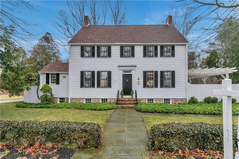 95 Lyme St, Old Lyme, CT 06371 - photo 1