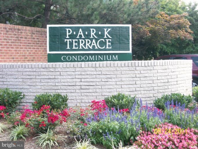 204 Park Terrace Ct SE unit 23, Vienna, VA 22180 - photo 1