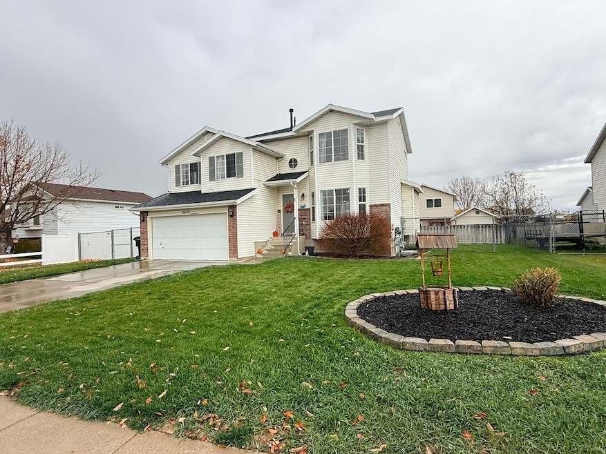 For Sale $454,900 • Co-Listing Agent