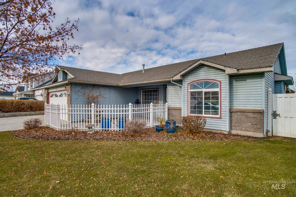 804 W Georgia Ave, Nampa, ID 83686 - photo 1