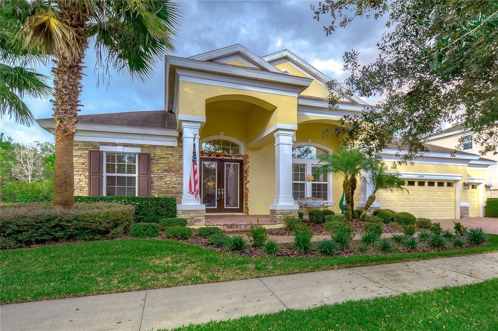 15504 Mossy Ridge Ln, Lithia, FL 33547 - photo 1