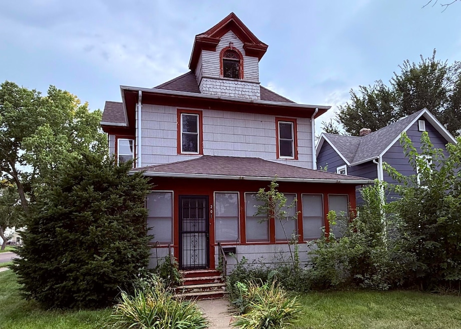 201 8th Ave SW, Aberdeen, SD 57401 - photo 1