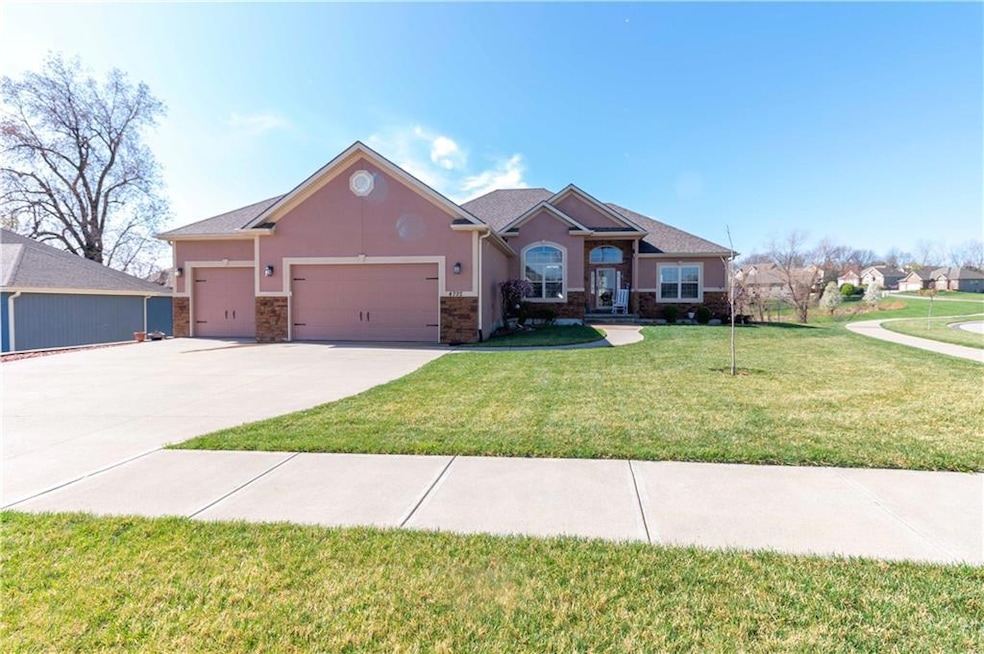 For Sale $550,000 • Co-Listing Agent