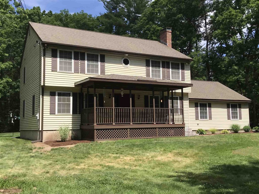 236 Rattlesnake Hill Rd, Auburn, NH 03032 - photo 1