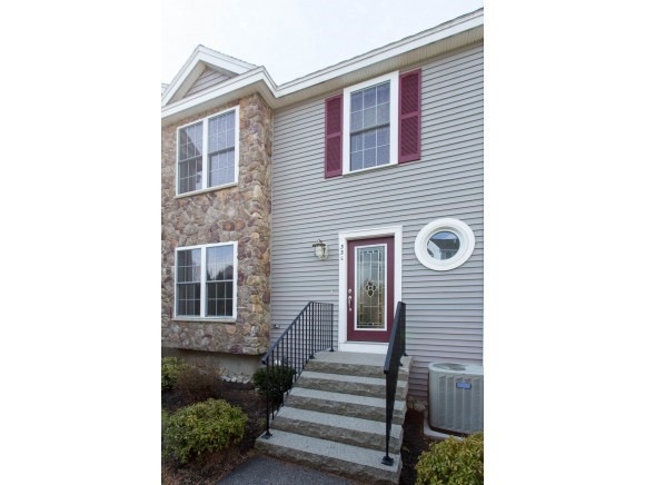 33 Albacore Way unit C, Portsmouth, NH 03801 - photo 1