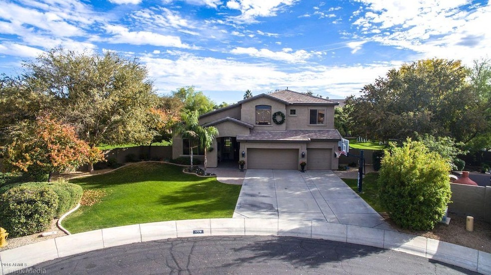 Great cul-de-sac location