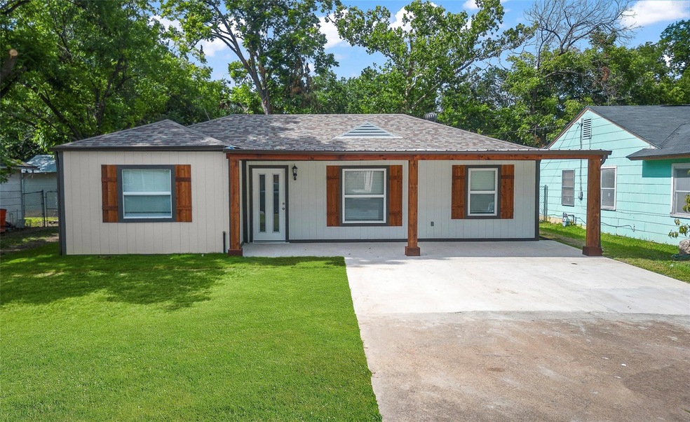 705 Chickasaw Trace, Grand Prairie, TX 75051 - photo 1