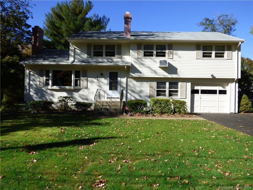 5 Still Ln, West Hartford, CT 06117 - photo 1