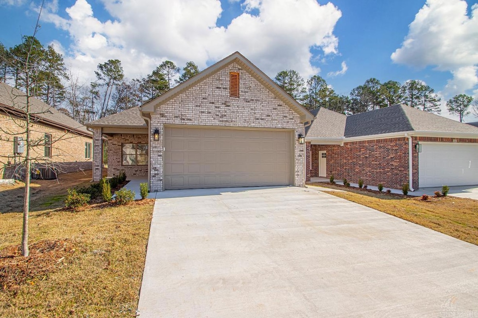 13414 Teton Dr, Little Rock, AR 72211 - photo 1