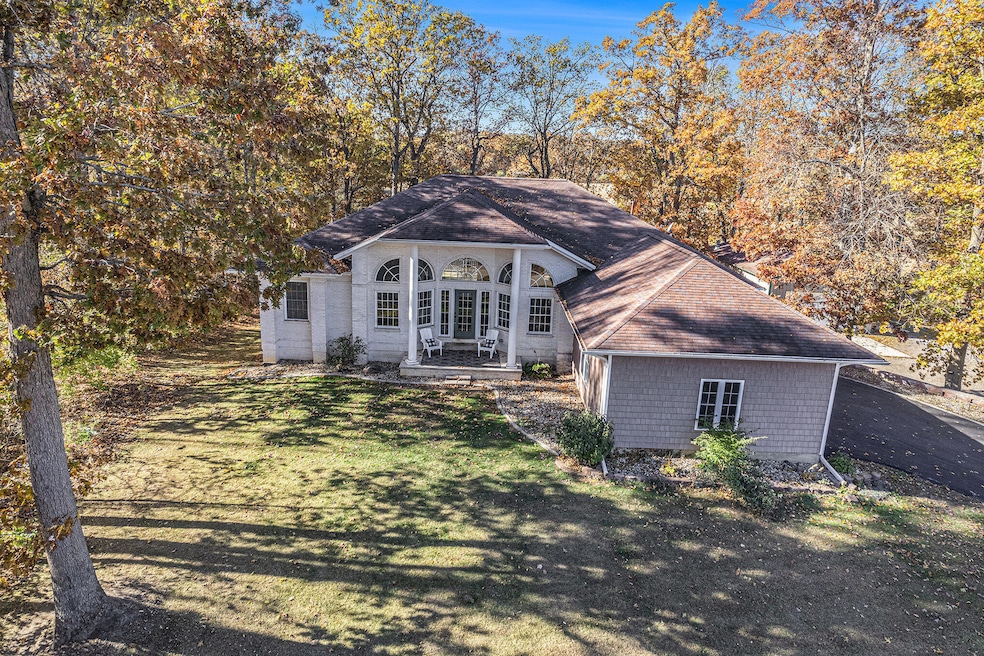 Under Contract $554,900