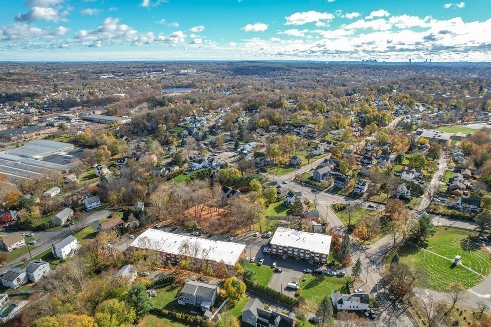 74 Beach St unit 2-10, Woburn, MA 01801 - photo 1