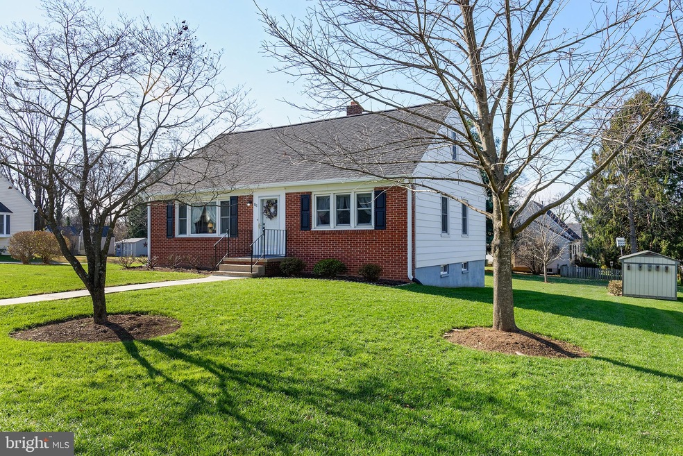 111 S 29th St, Purcellville, VA 20132 - photo 1