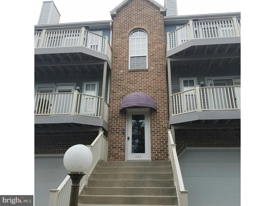 243 N 14th St unit B, Reading, PA 19604 - photo 1