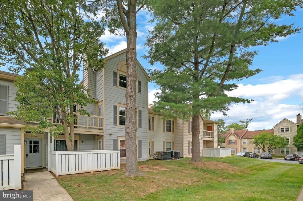 11310 Corinthian Ct, Germantown, MD 20876 - photo 1