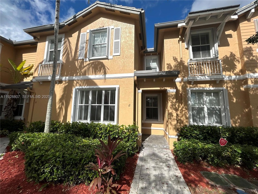 230 SE 29th Ave unit 11, Homestead, FL 33033 - photo 1