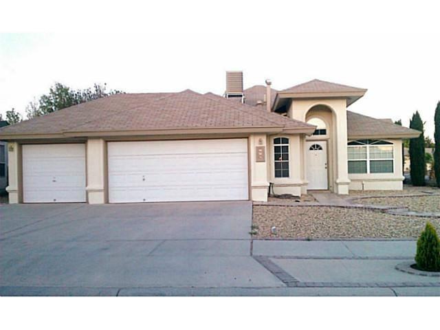 480 Jeweled Mesa Ct, Horizon City, TX 79928 - photo 1