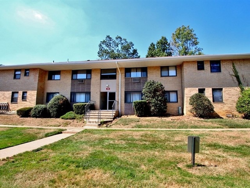 401 US Highway 22 unit 30B, North Plainfield, NJ 07060 - photo 1