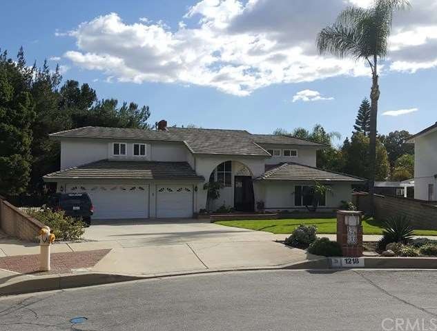 Cul-de-sac home with lots of parking