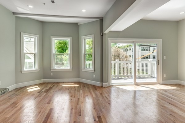 242 Poplar St unit 3, Roslindale, MA 02131 - photo 1