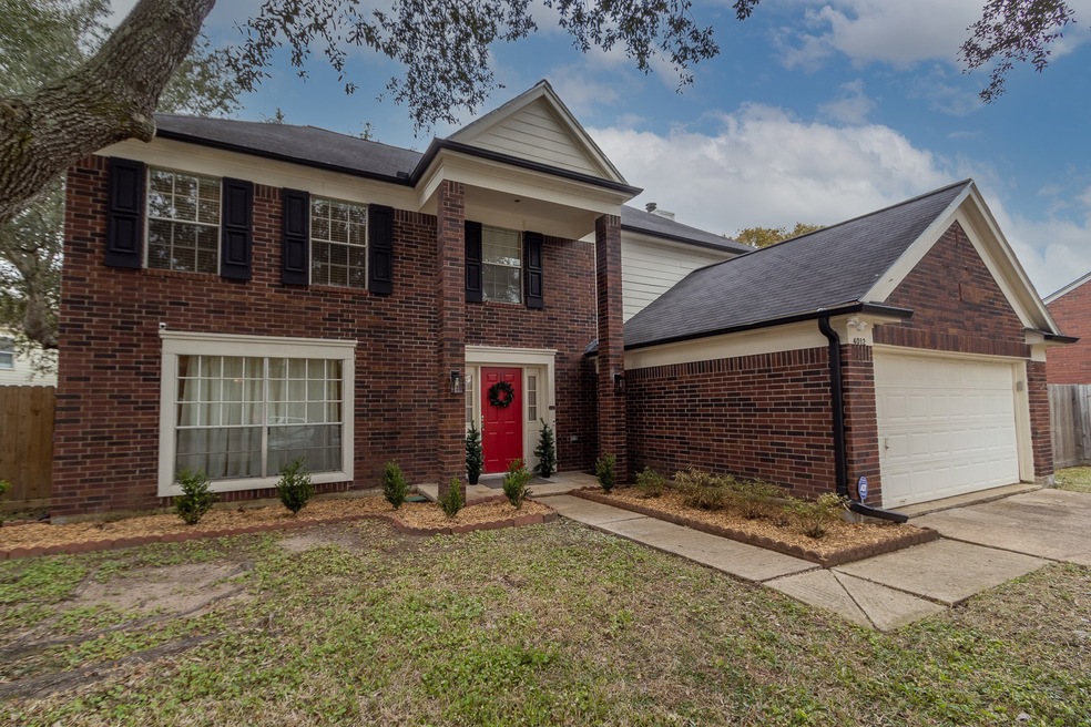 4012 Hazelwood Dr, Pearland, TX 77584 - photo 1