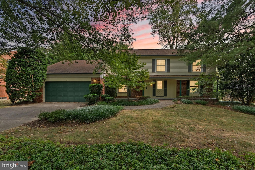 11111 Lamplighter Ln, Potomac, MD 20854 - photo 1