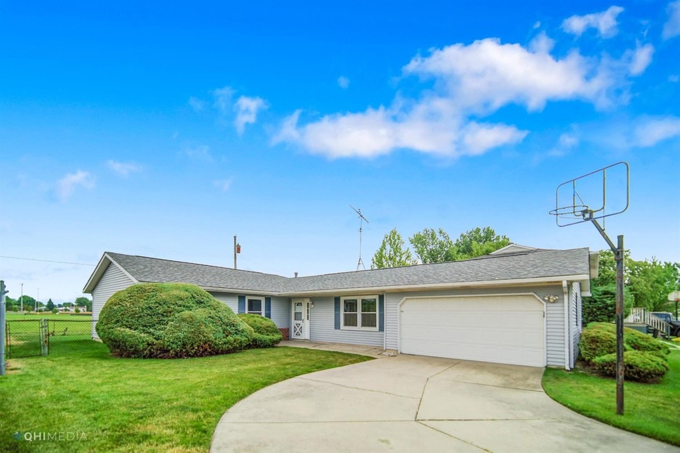 627 Fillmore Ave, Dyer, IN 46311 - photo 1